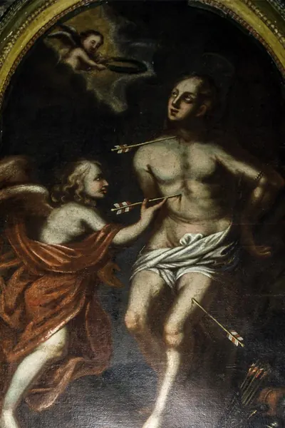 Barockgemälde des heiligen Sebastian, von Pfeilen durchbohrt, daneben ein Engel mit weiteren Pfeilen